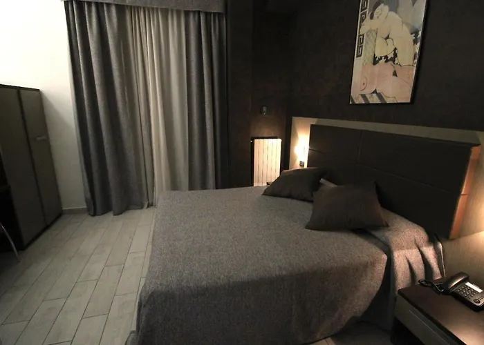 Hotel Charter